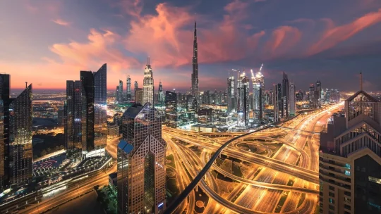 Достопримечательности ОАЭ: От небоскребов до пустынных оазисов