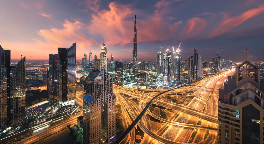 Достопримечательности ОАЭ: От небоскребов до пустынных оазисов
