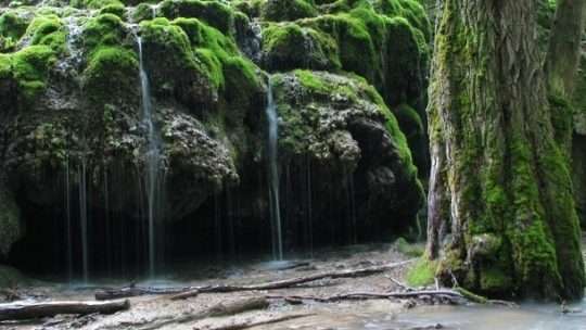 Травертиновый водопад Ставрополь: Уникальное сокровище Ставропольского края