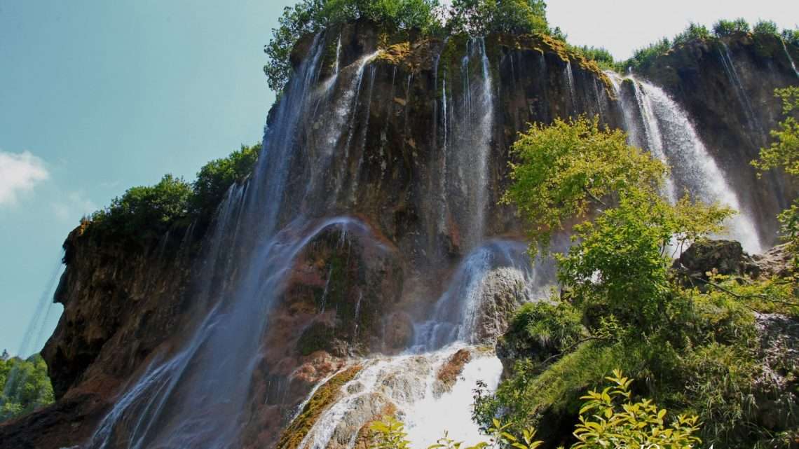 Царский водопад в Кабардино-Балкарии