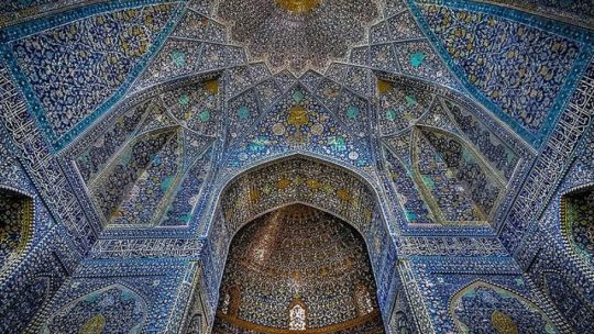 Архитектурные чудеса храмов, мечетей и монастырей разных стран