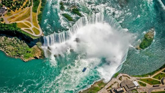 Водопады мира: 10 потрясающих природных чудес, которые стоит увидеть